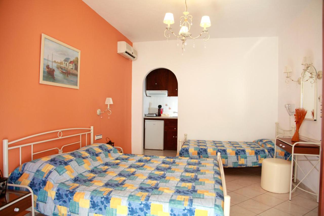 Maria'S Residence Agia Anna  エクステリア 写真