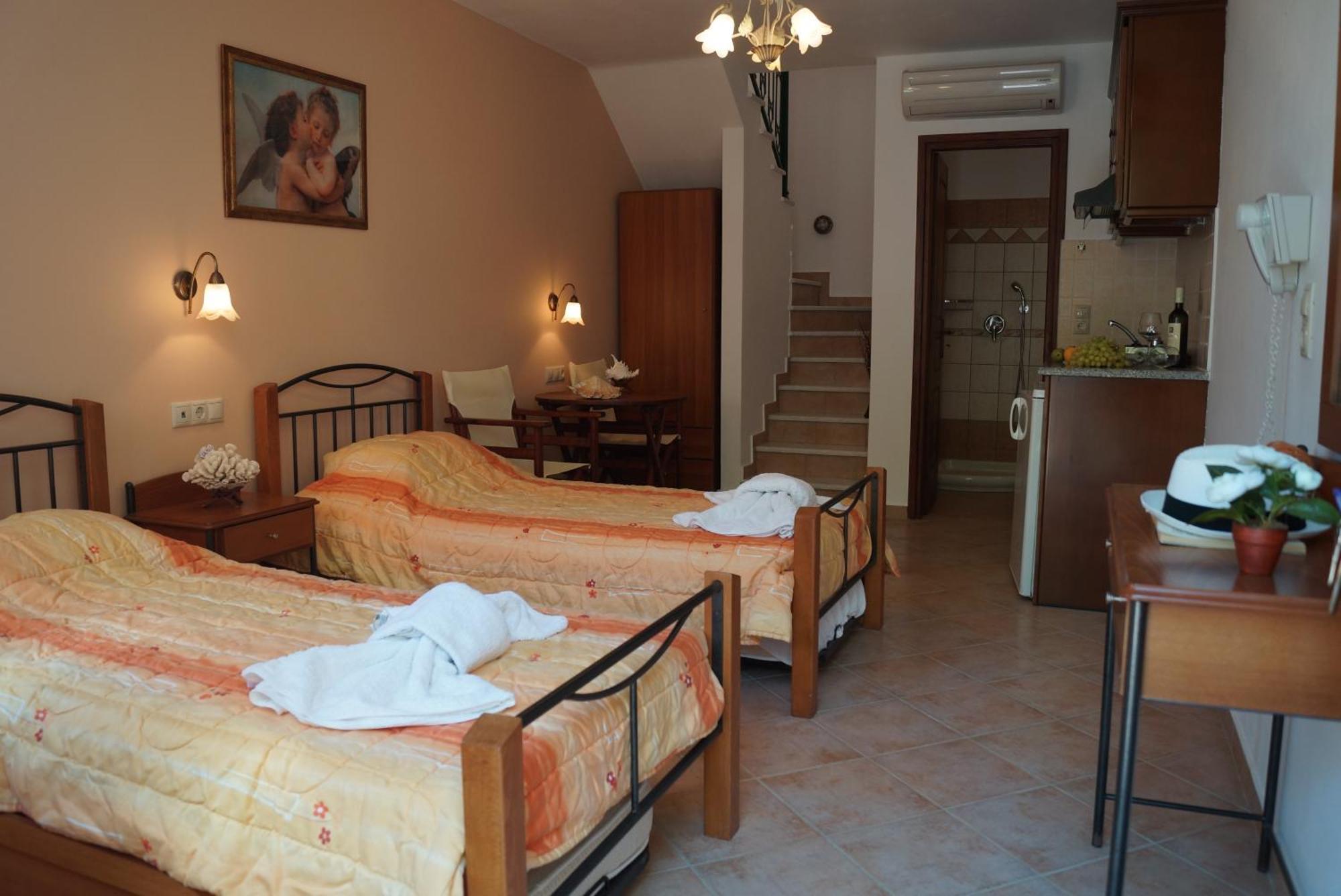 Maria'S Residence Agia Anna  エクステリア 写真